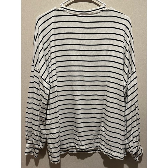 Cabi Women's 5746 Relax Game Day Sweatshirt Size Small - Picture 6 of 8